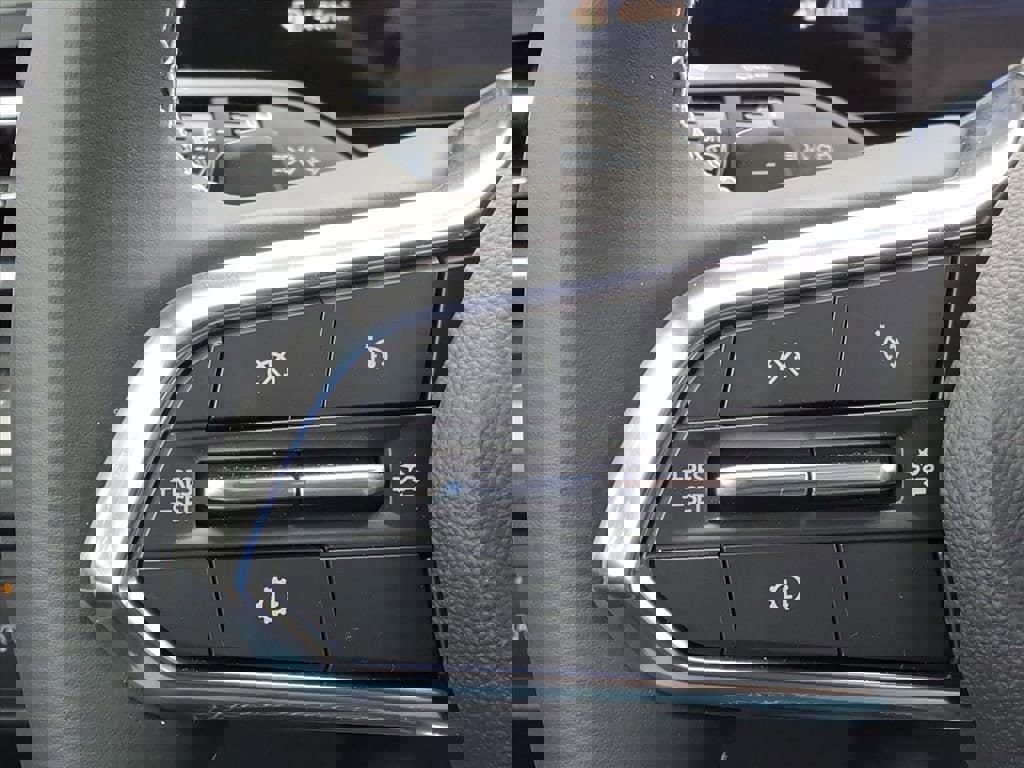 New 2026 Chevrolet Traverse LT w/ Driver Confidence Package image 20