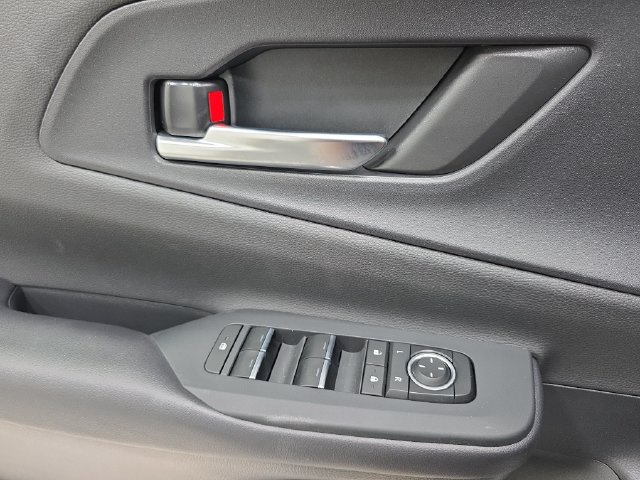Used 2024 Toyota Prius Prime FWD image 25