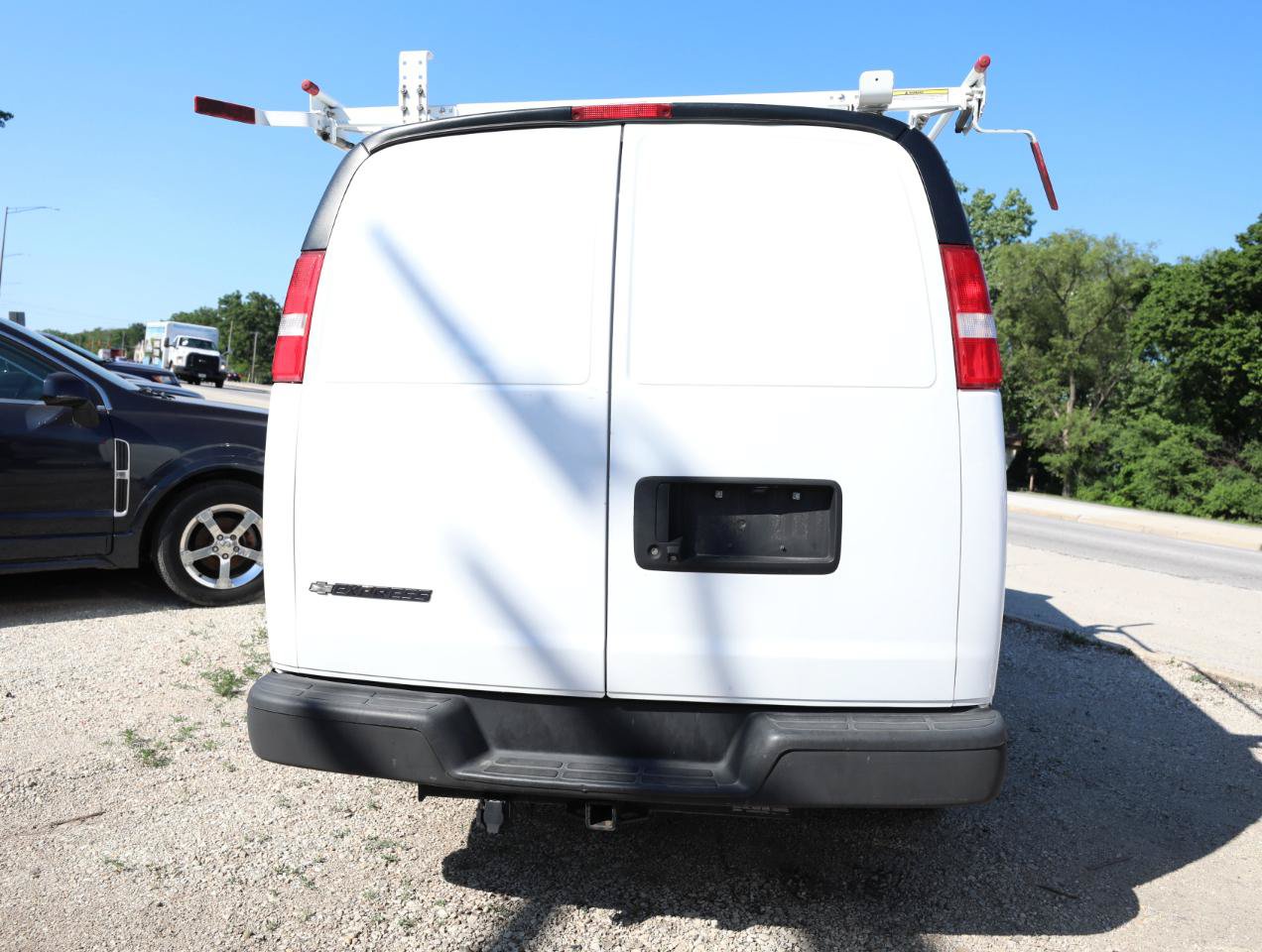 Used 2020 Chevrolet Express 2500 w/ Driver Convenience Package RWD image 8