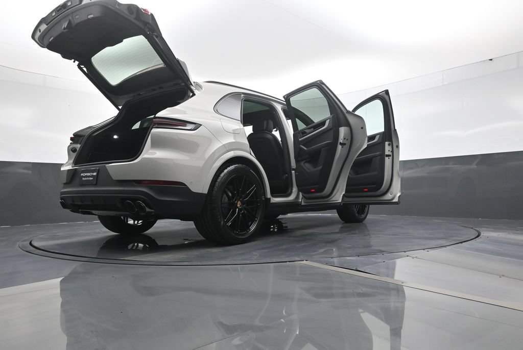 New 2026 Porsche Cayenne S AWD/4WD image 27
