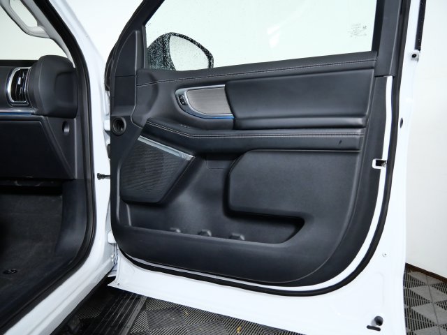 Certified 2025 Ford Expedition Max Platinum AWD/4WD image 11