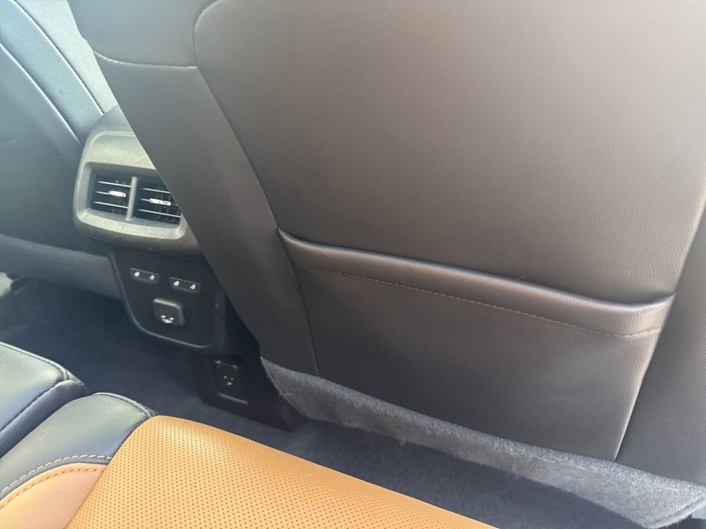 Used 2020 Chevrolet Equinox Premier AWD/4WD image 37