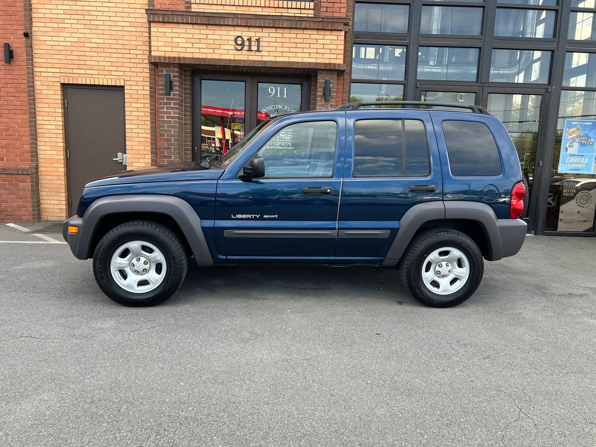 Used 2002 Jeep Liberty Sport AWD/4WD image 4