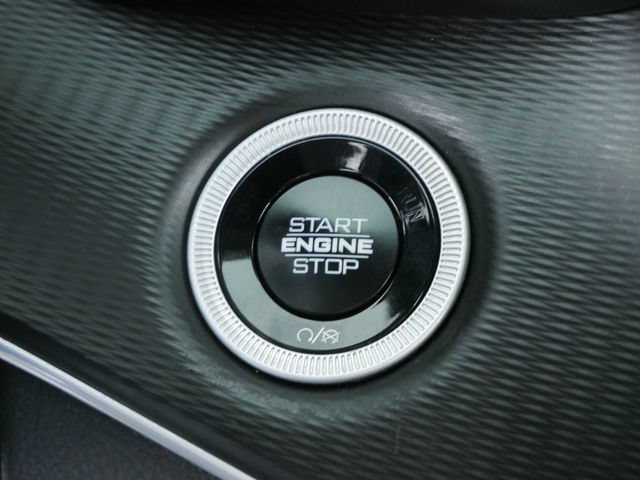 Used 2024 Jeep Grand Cherokee Altitude AWD/4WD image 30