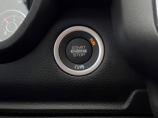 New 2026 RAM 1500 4x4 Crew Cab image 19