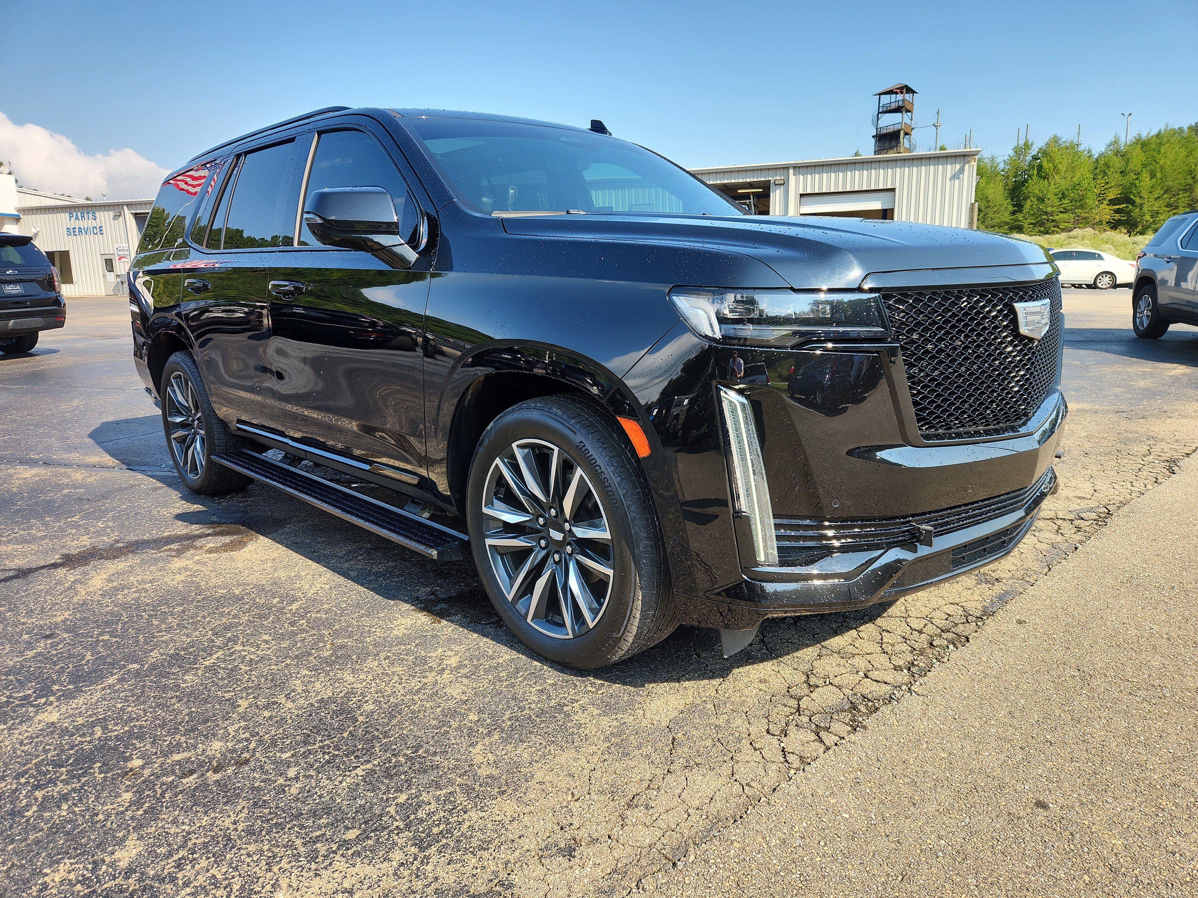 Used 2021 Cadillac Escalade Sport Platinum image 11