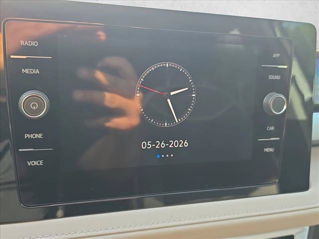 New 2026 Volkswagen Taos SE FWD image 16