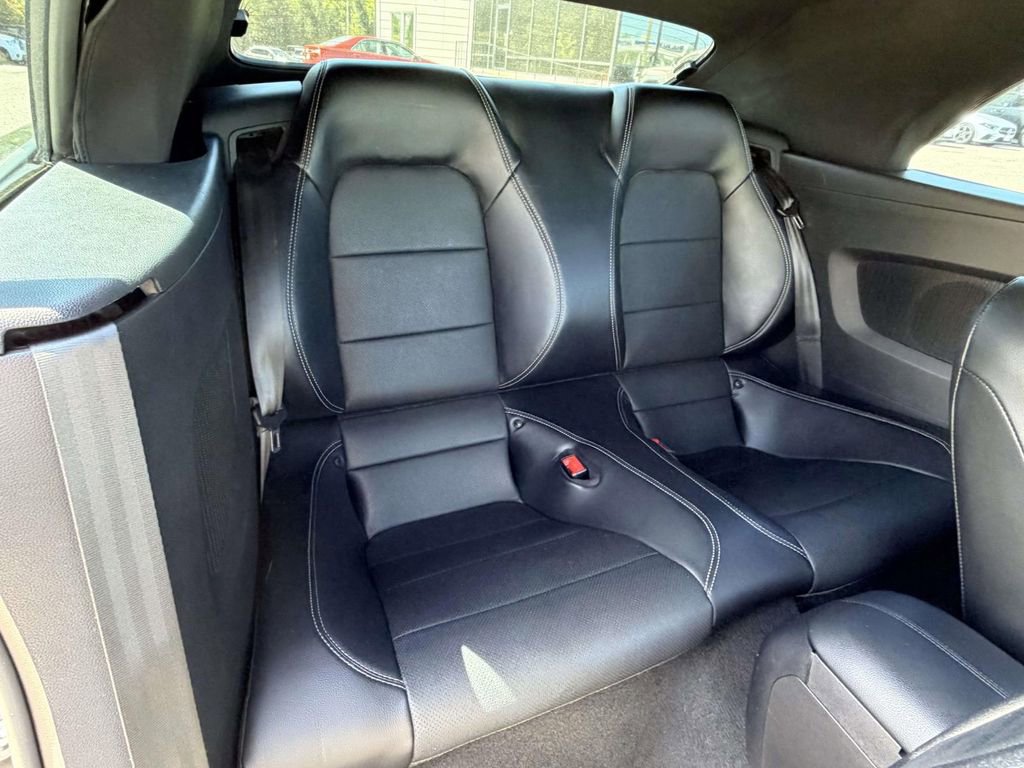 Used 2019 Ford Mustang Premium image 14