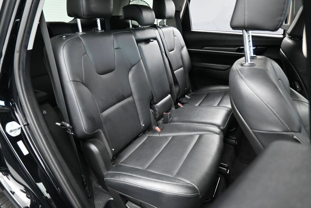 Used 2022 Kia Telluride LX FWD image 46