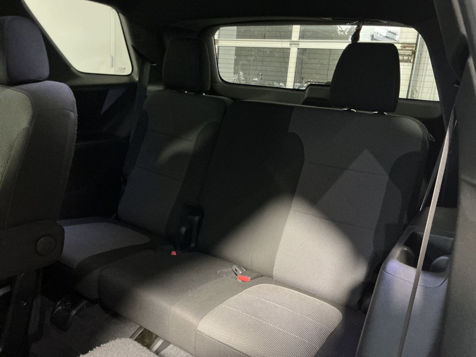 Used 2023 Chevrolet Traverse LT FWD image 25