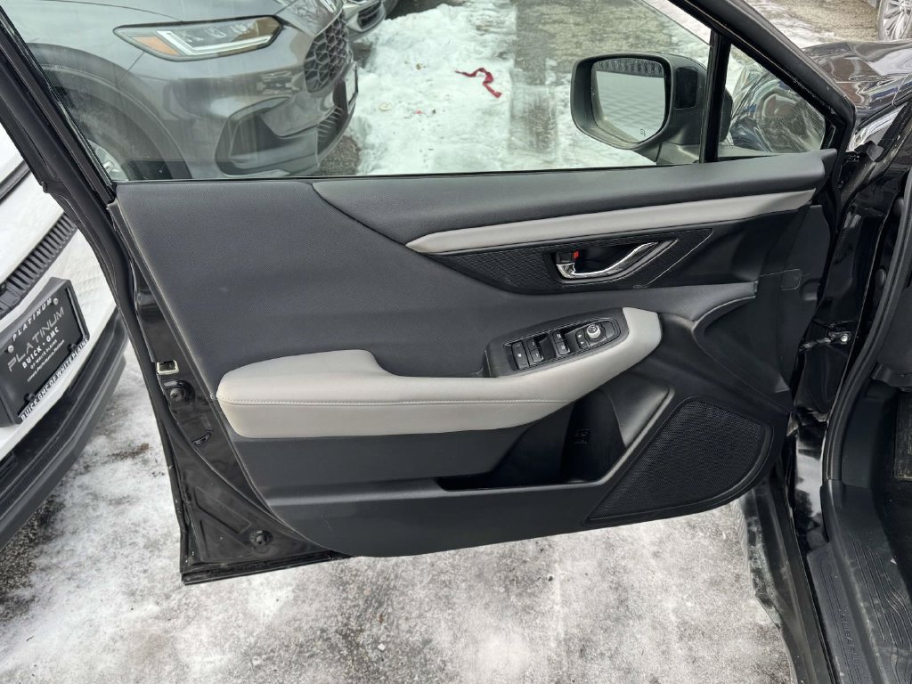 Used 2022 Subaru Outback Premium AWD/4WD image 14