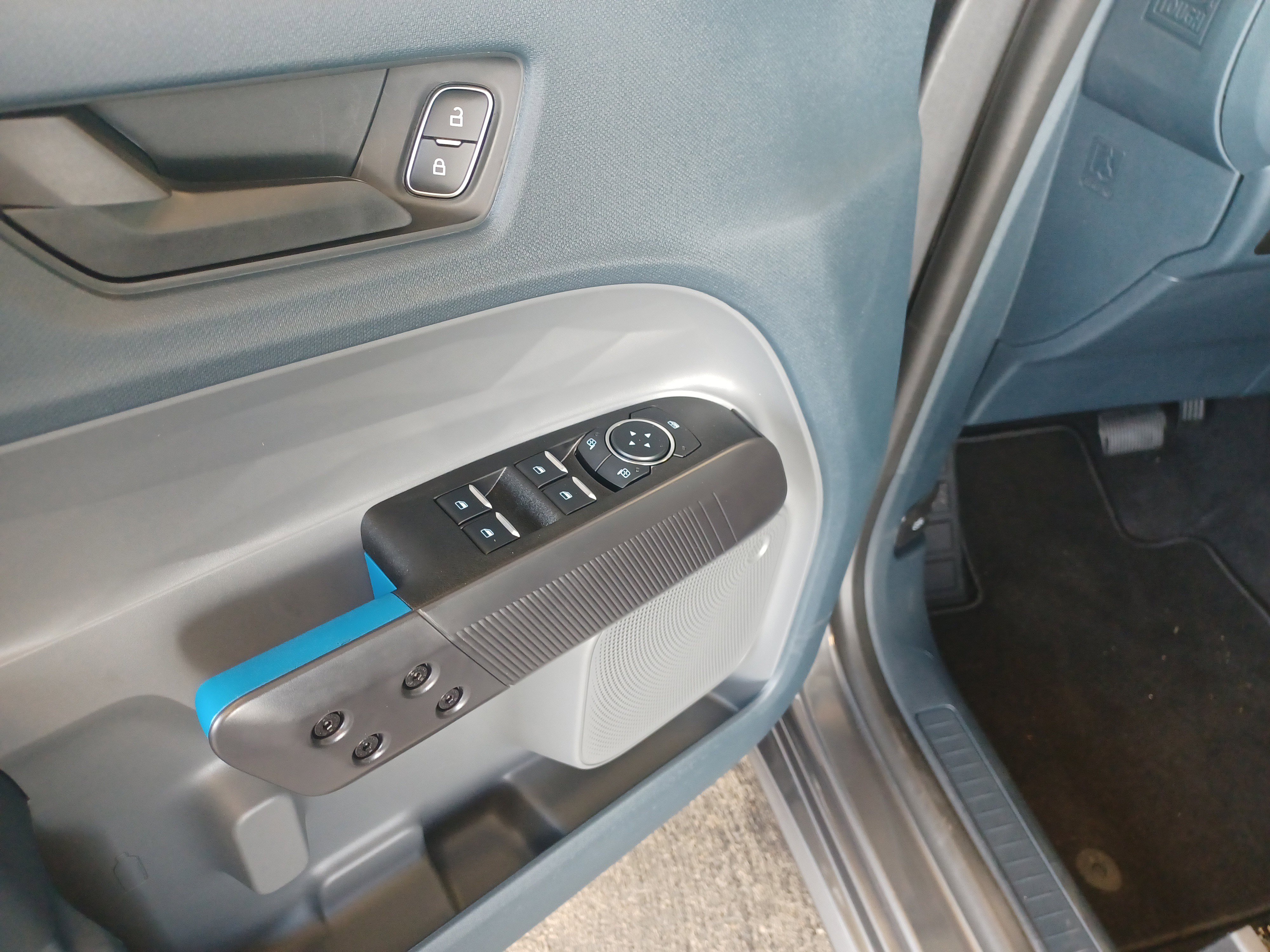 New 2025 Ford Maverick Lobo image 11