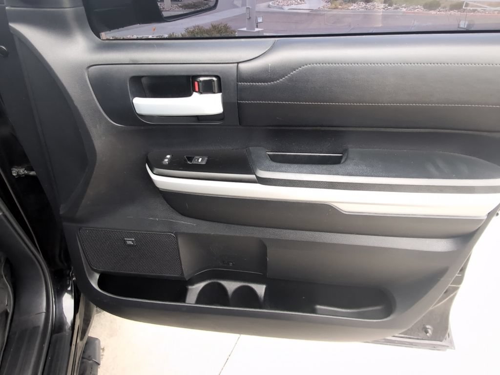 Used 2018 Toyota Tundra Limited w/ Limited Premium Package AWD/4WD image 30