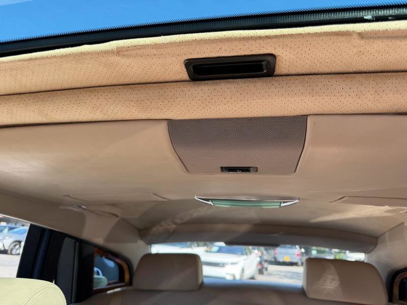 Used 2006 Rolls-Royce Phantom Sedan RWD image 88