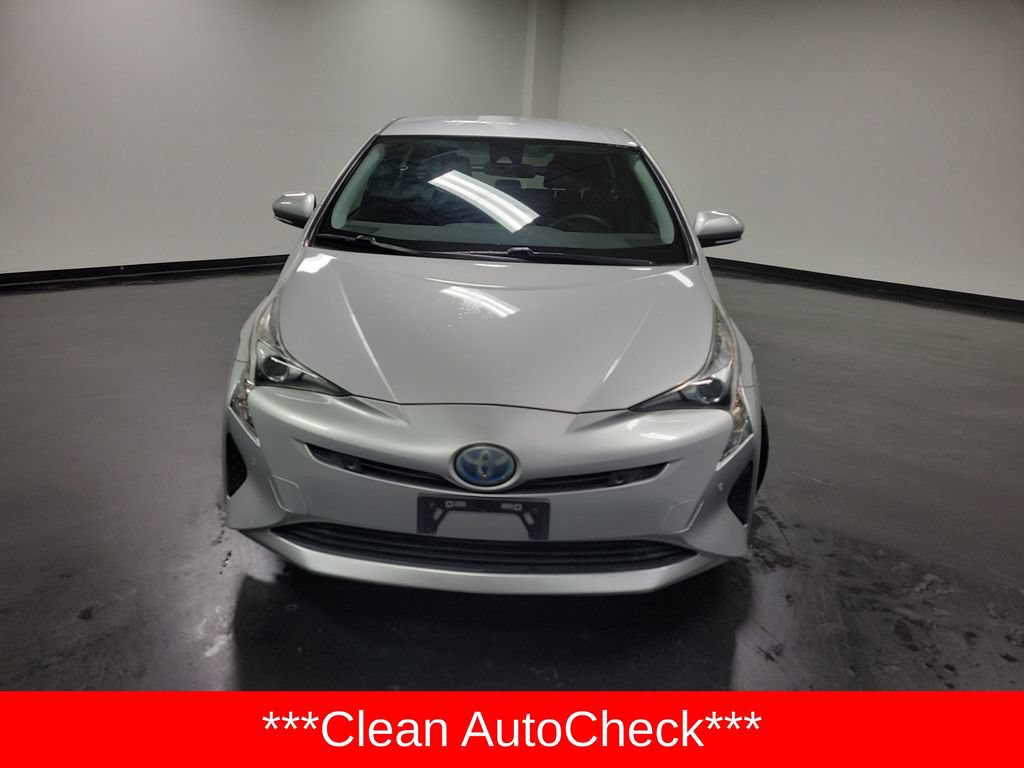 Used 2017 Toyota Prius Two w/ Prius Two Safety Plus Package FWD image 2