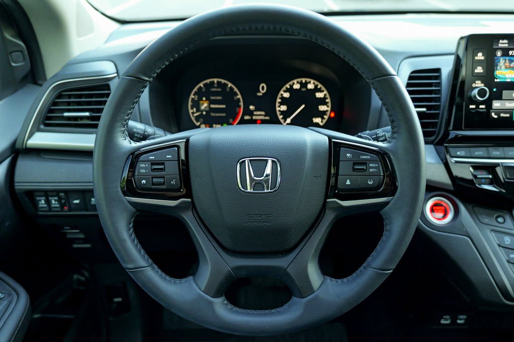 Used 2025 Honda Odyssey EX-L image 41