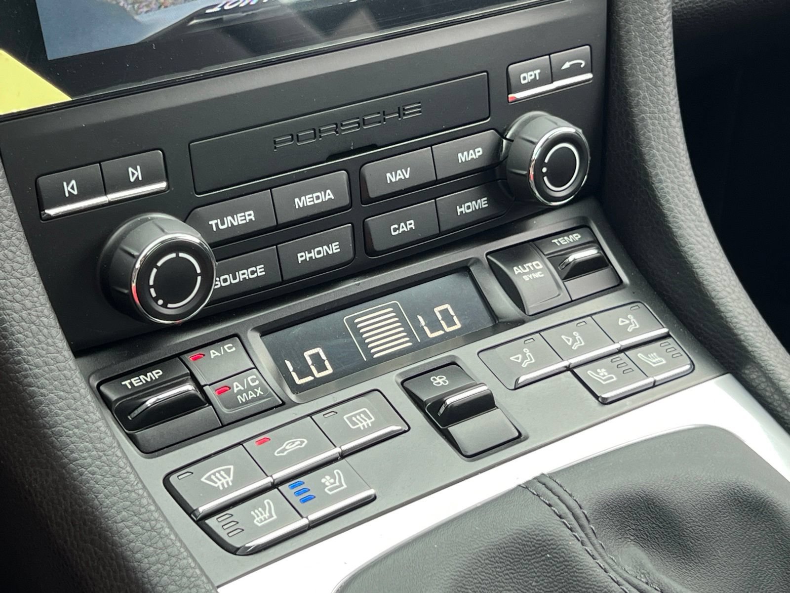Certified 2024 Porsche 718 Cayman w/ Premium Package RWD image 27
