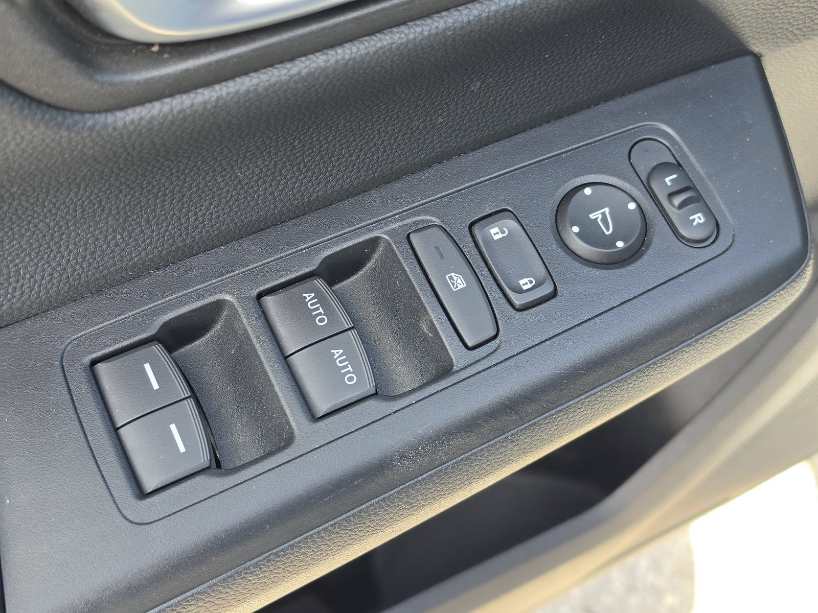 Used 2024 Honda CR-V Sport image 24