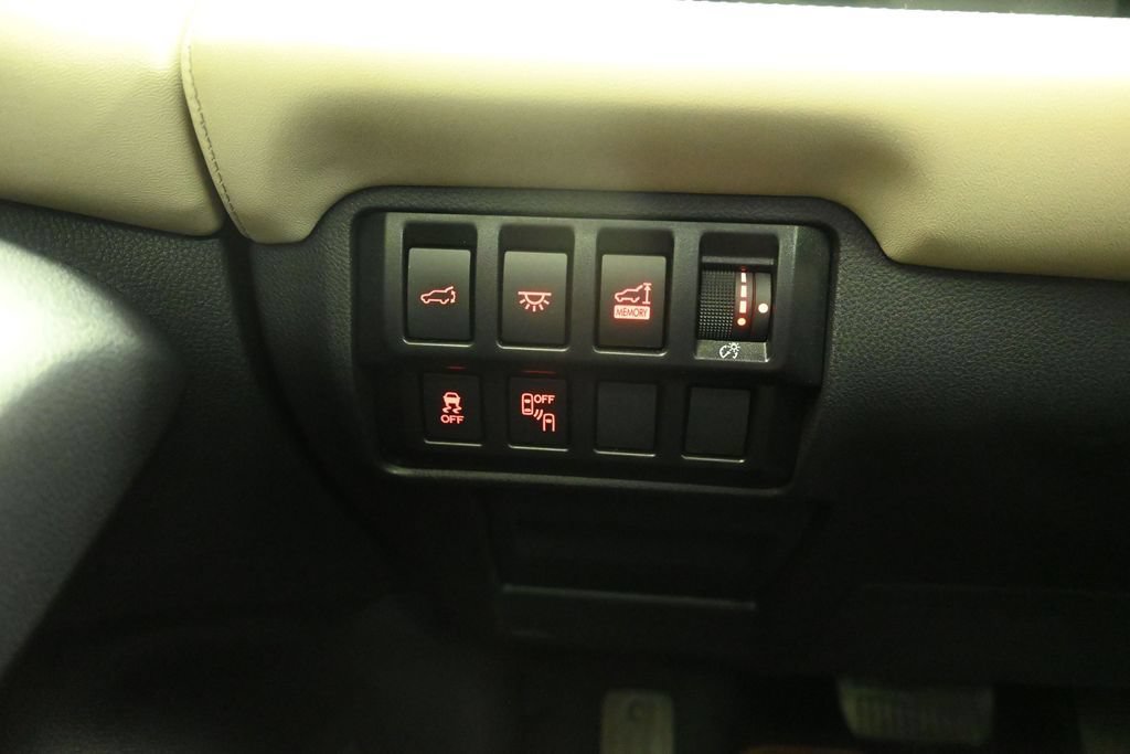 Used 2022 Subaru Ascent Touring w/ Popular Package #2A AWD/4WD image 25