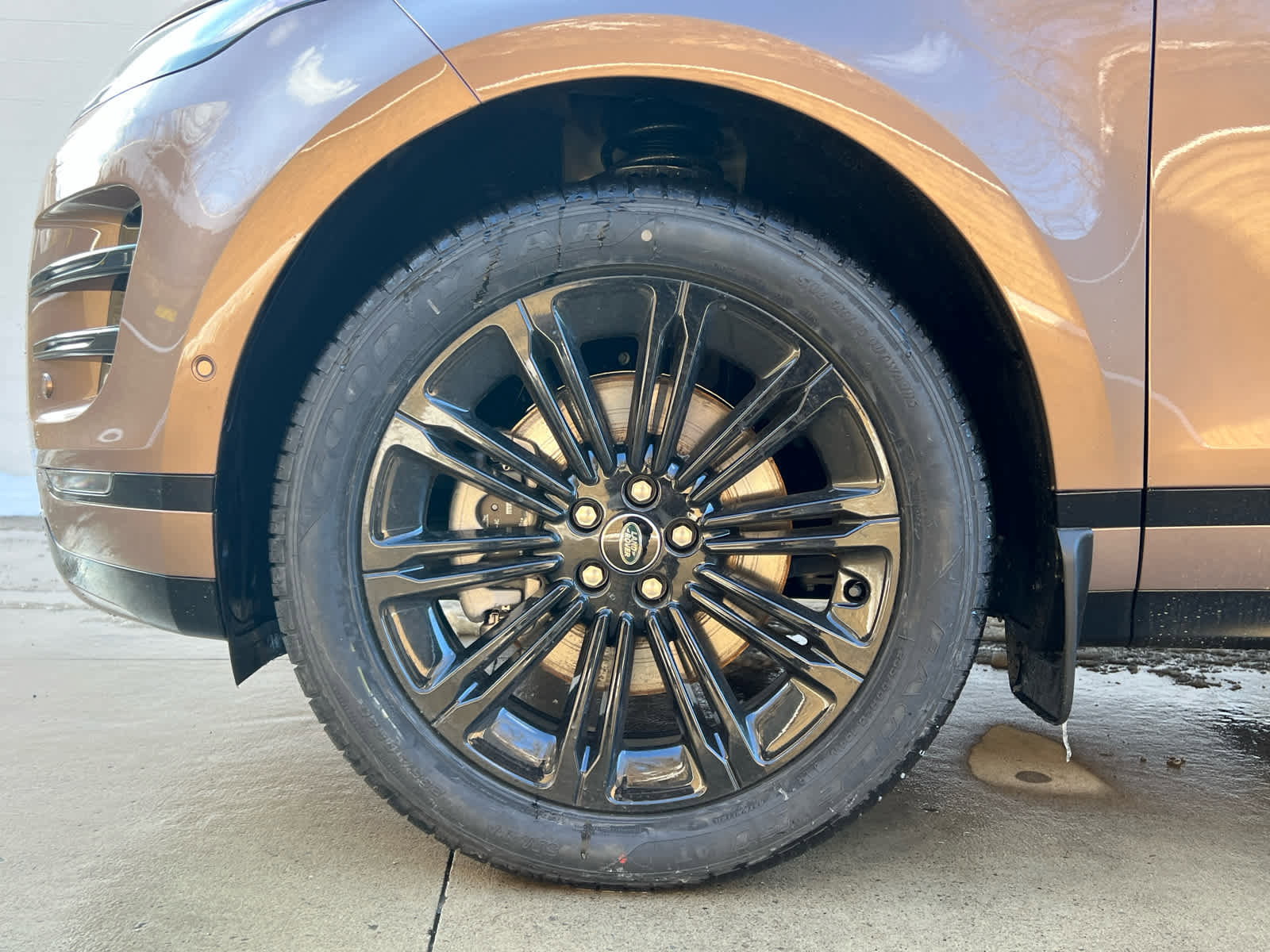 Used 2025 Land Rover Range Rover Evoque Dynamic SE image 6