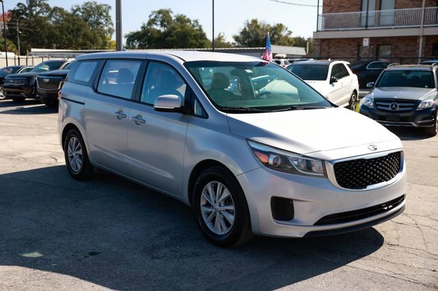 Used 2018 Kia Sedona L image 17