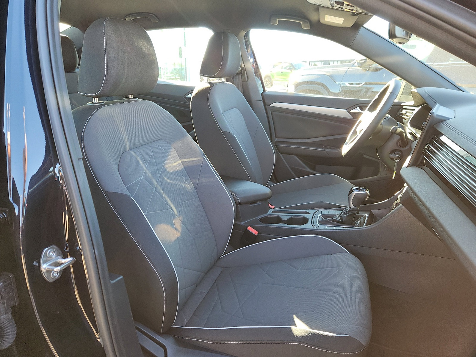 Certified 2025 Volkswagen Jetta Sport image 15