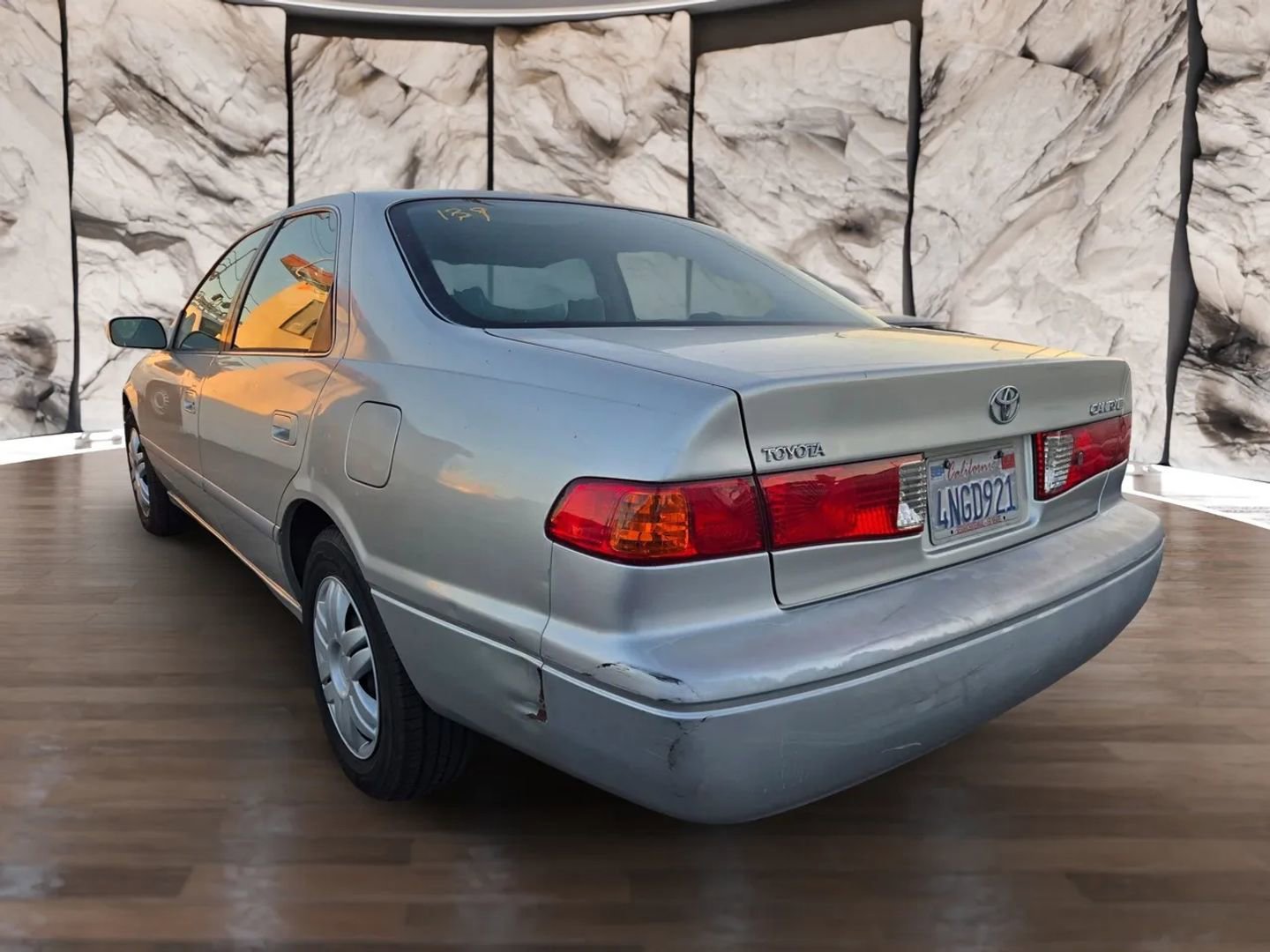 Used 2000 Toyota Camry LE image 8