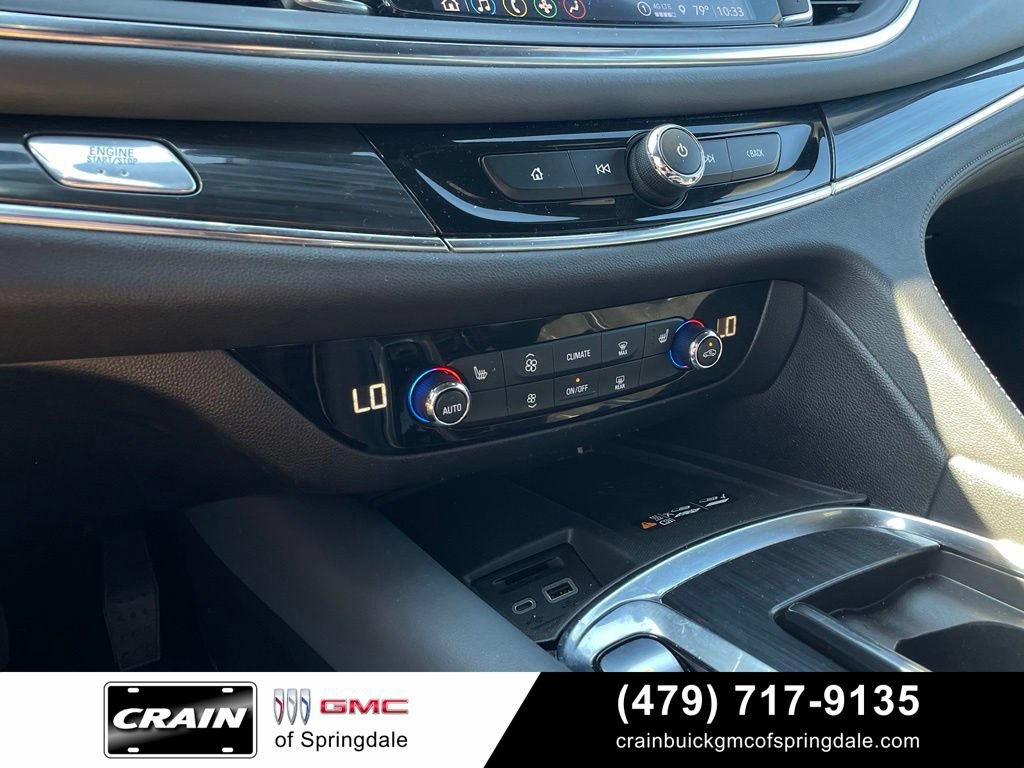 Used 2023 Buick Enclave Essence FWD image 19