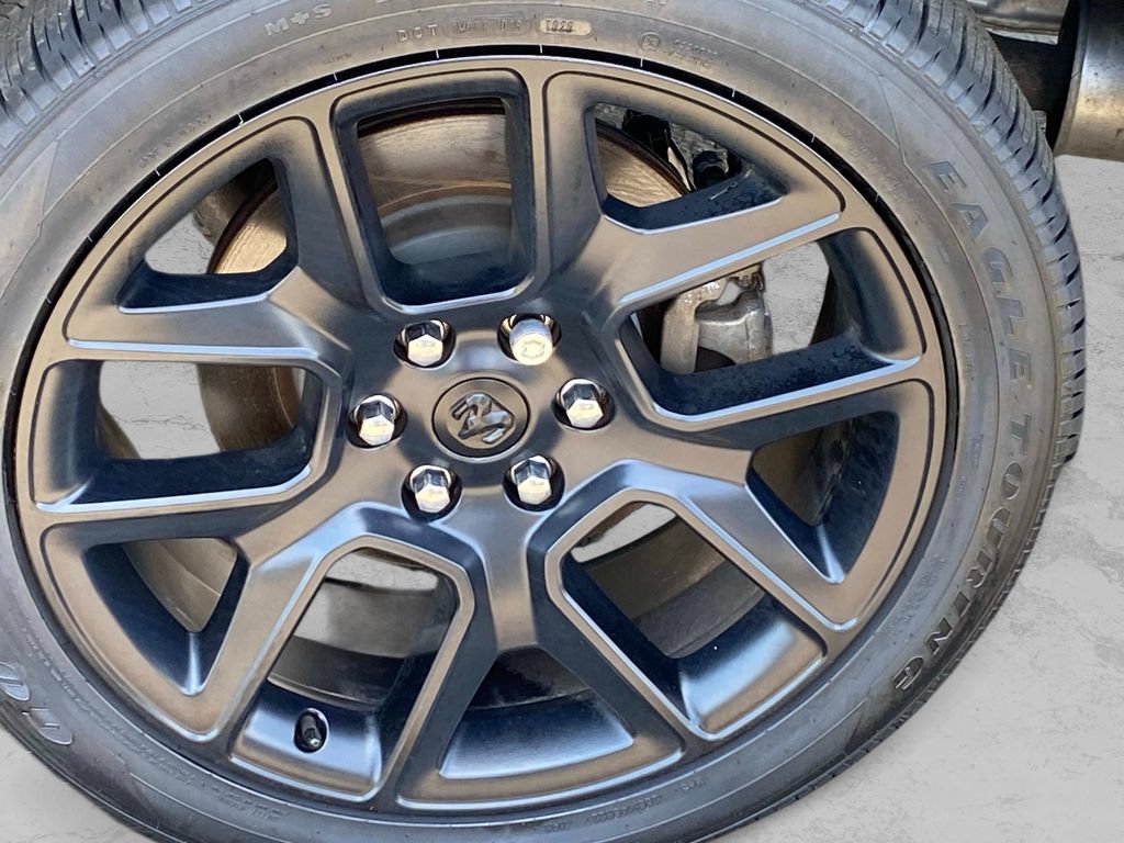 Used 2024 RAM 1500 Laramie AWD/4WD image 30