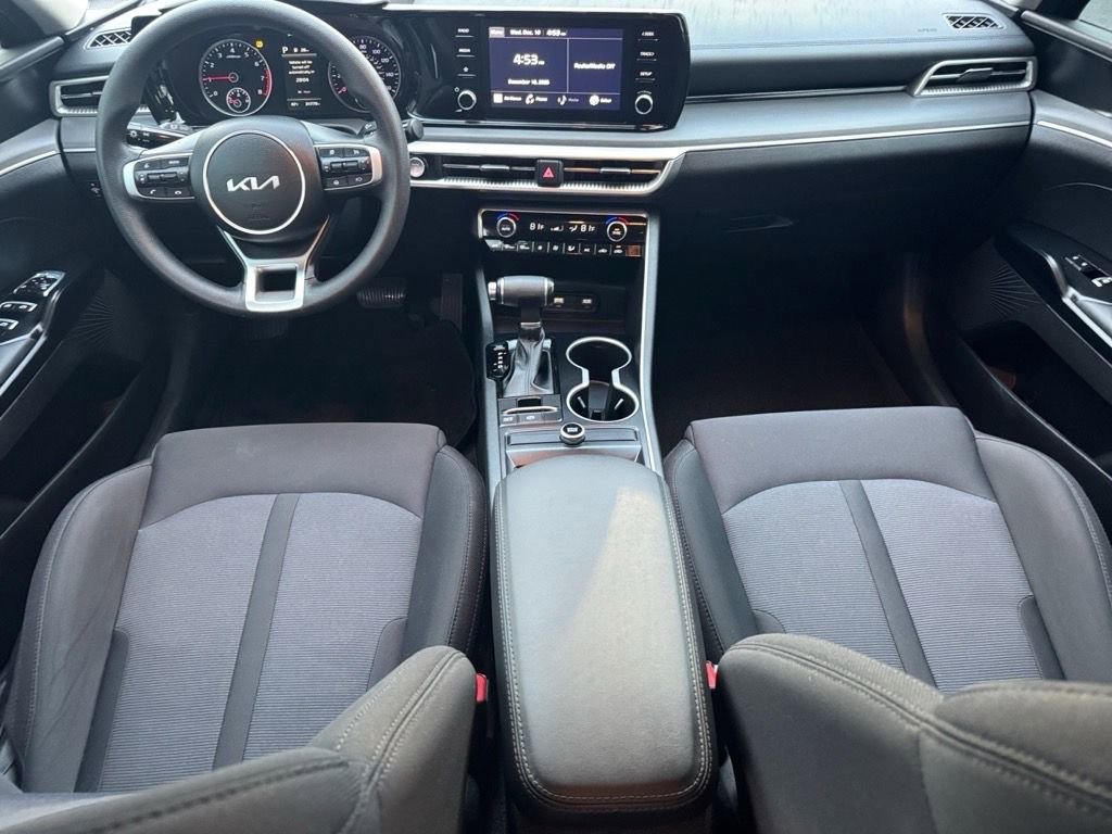 Used 2023 Kia K5 LXS image 12