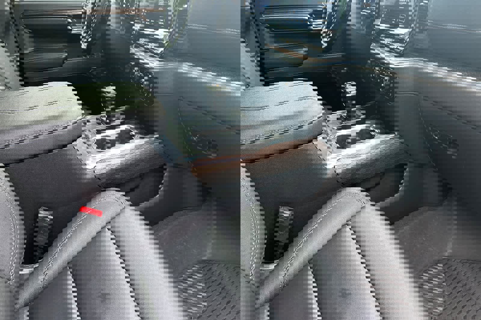 Used 2024 Chevrolet Silverado 1500 LT Trail Boss w/ Convenience Package II image 15