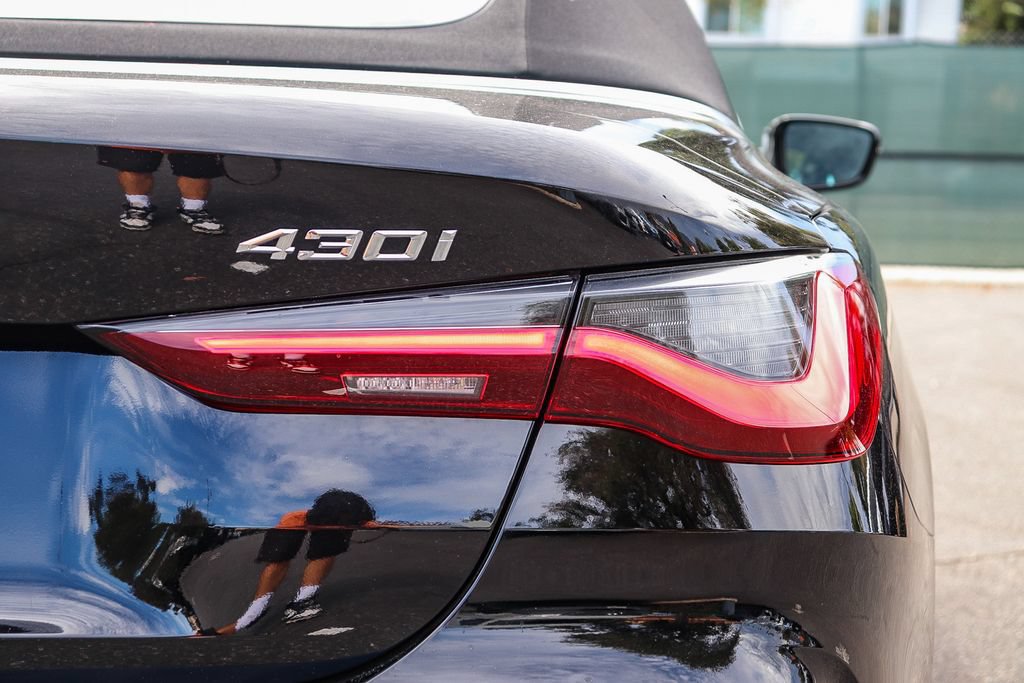 Certified 2023 BMW 430i Convertible w/ Premium Package RWD image 7