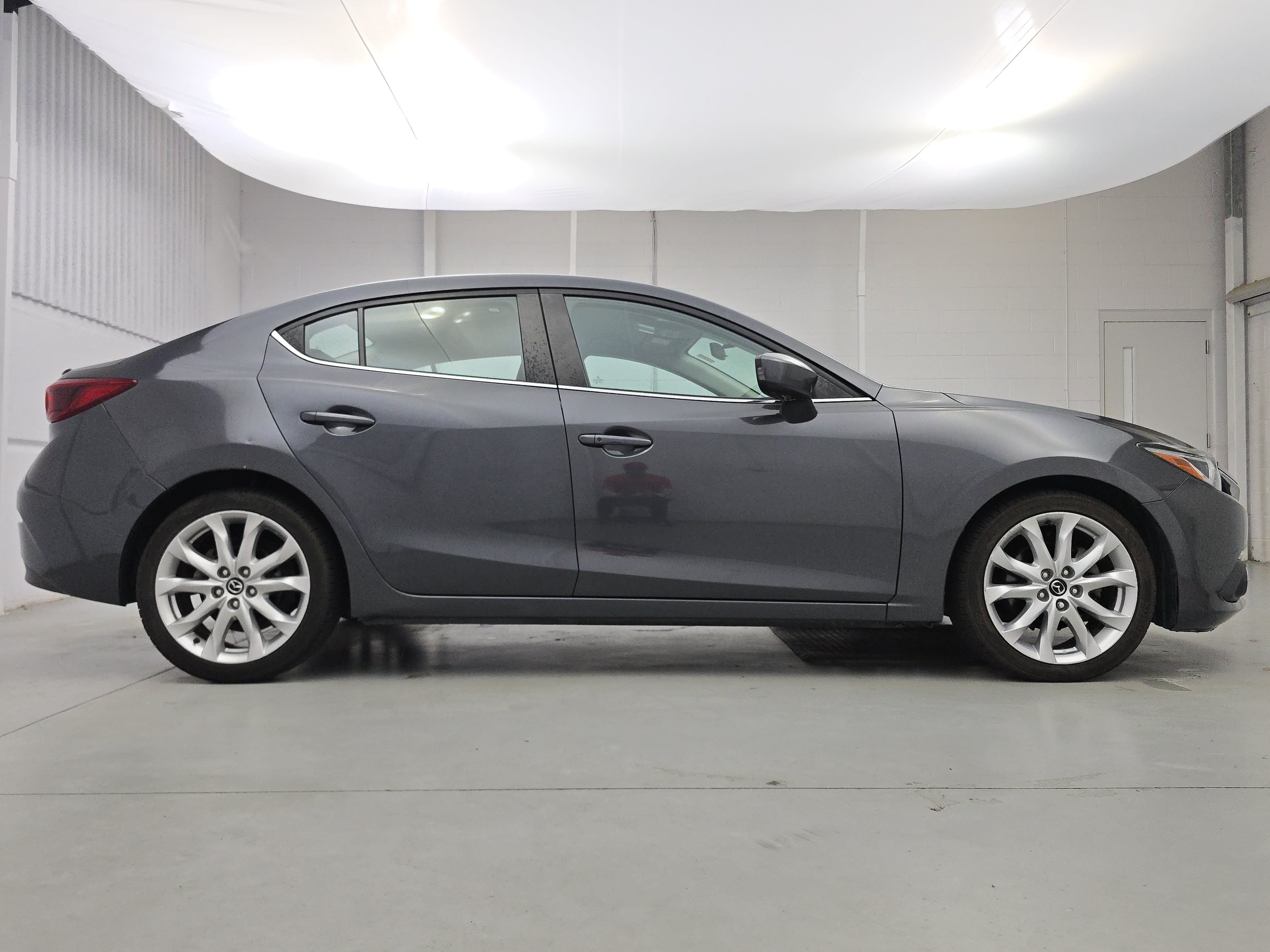 Used 2014 MAZDA MAZDA3 s Touring FWD image 8