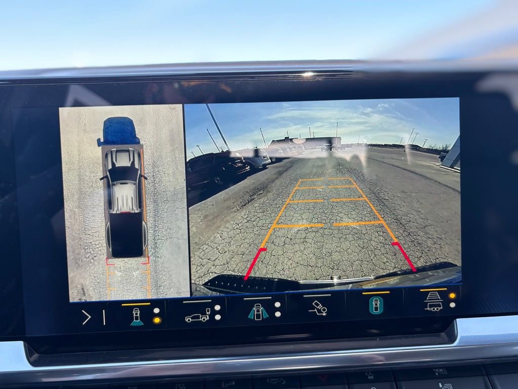 New 2026 Chevrolet Silverado 3500 LTZ w/ LTZ Convenience Package image 24