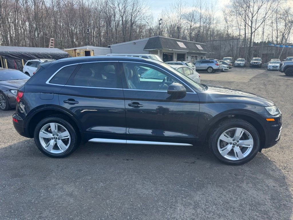 Used 2018 Audi Q5 2.0T Premium Plus w/ Premium Plus Package image 4