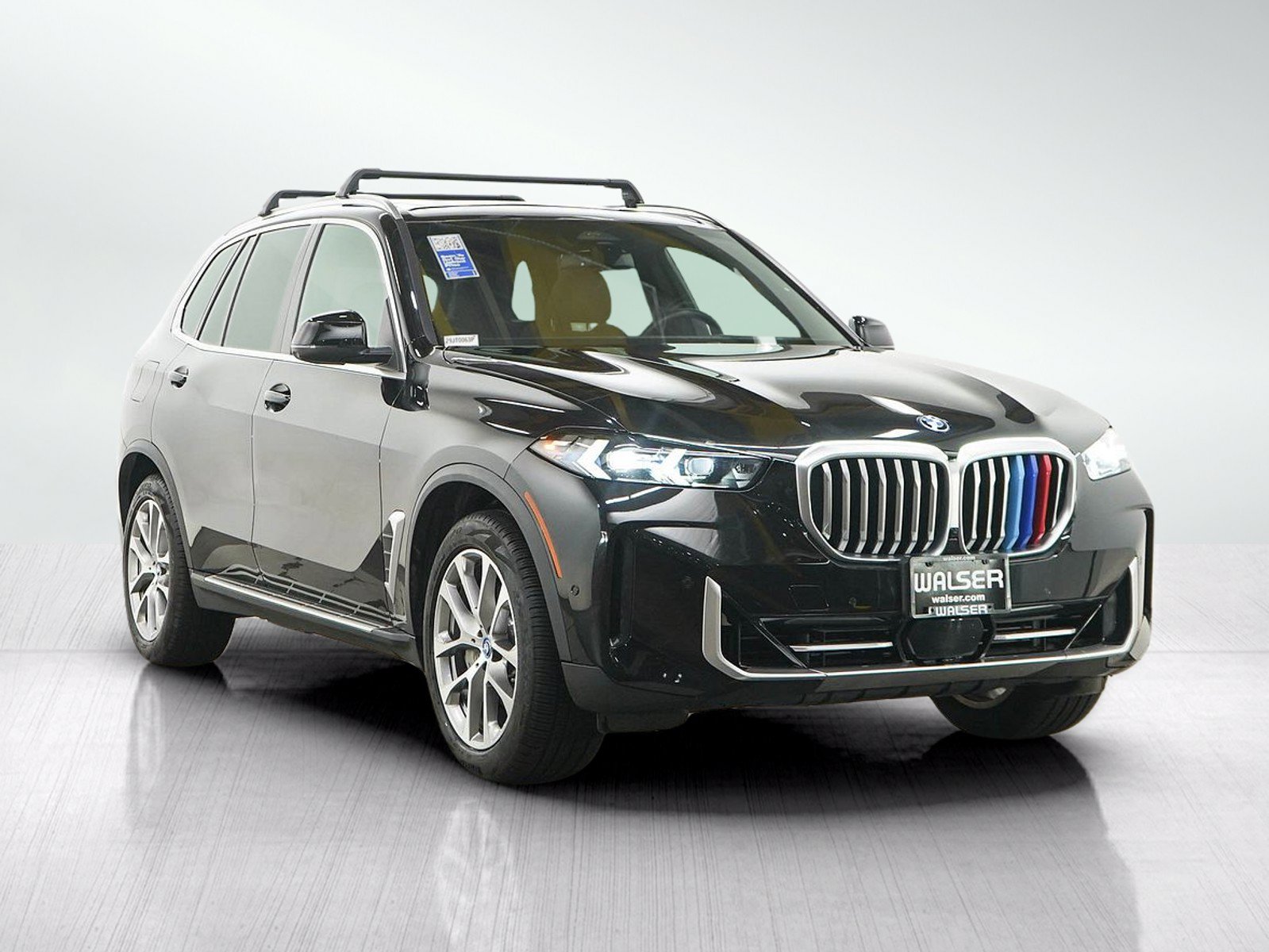 Used 2025 BMW X5 xDrive50e AWD/4WD image 7