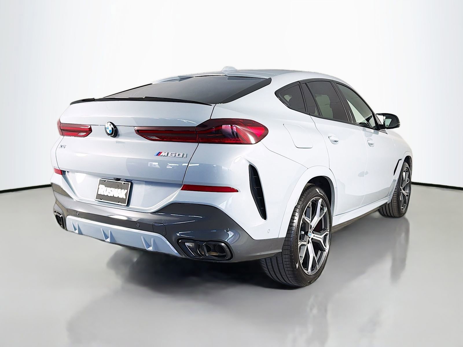 Used 2026 BMW X6 M60i AWD/4WD image 7
