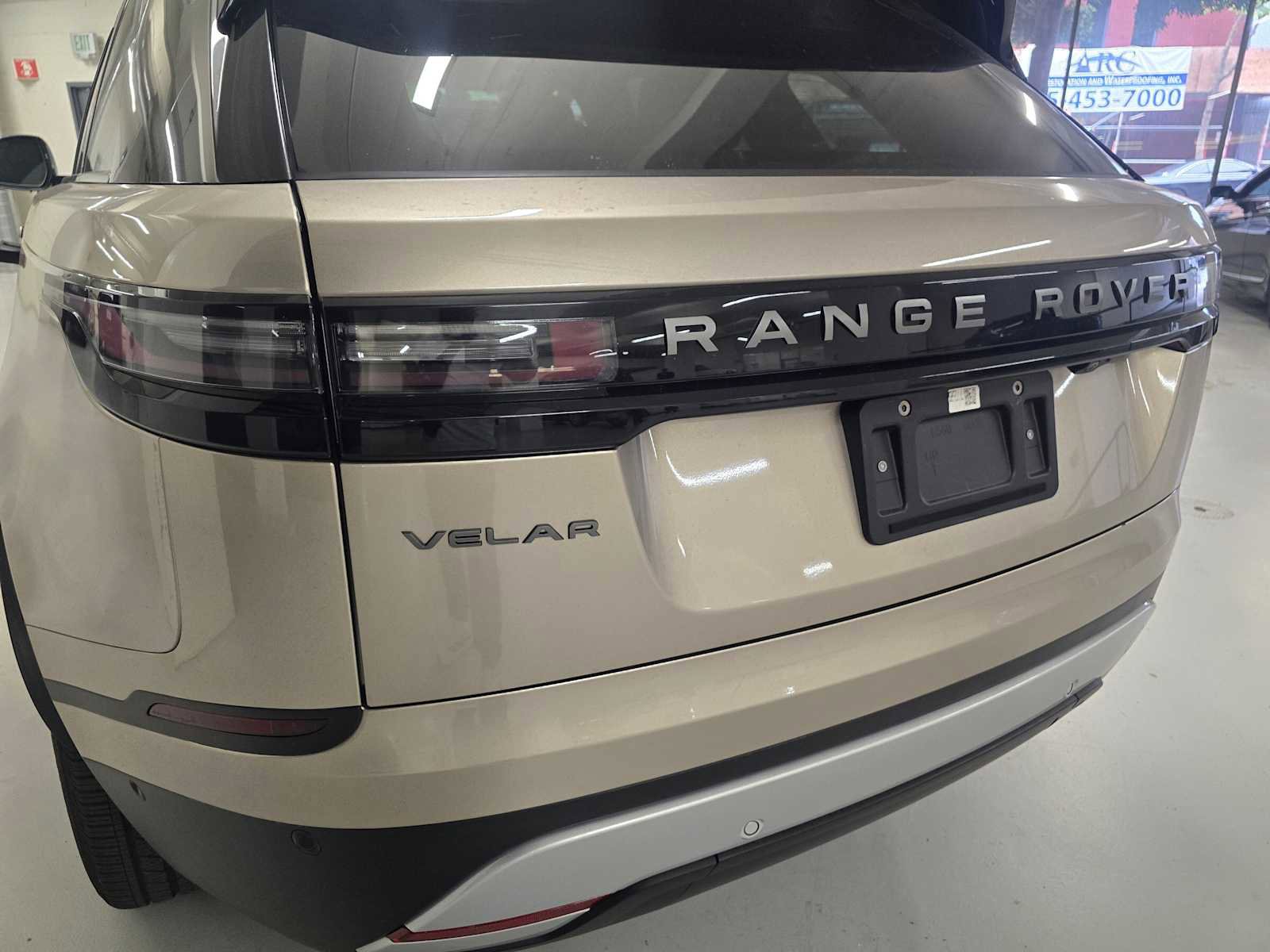 Used 2026 Land Rover Range Rover Velar S AWD/4WD image 11