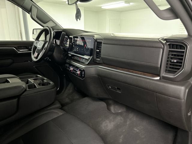 Certified 2025 GMC Sierra 1500 SLT AWD/4WD image 29