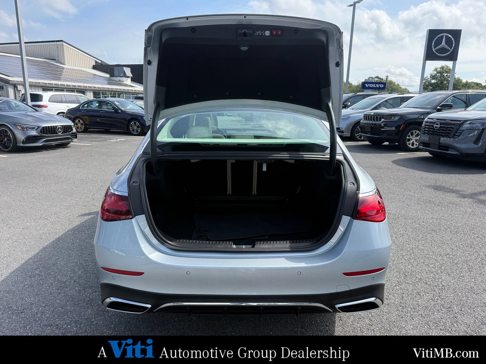 Certified 2025 Mercedes-Benz E 350 4MATIC Sedan image 22