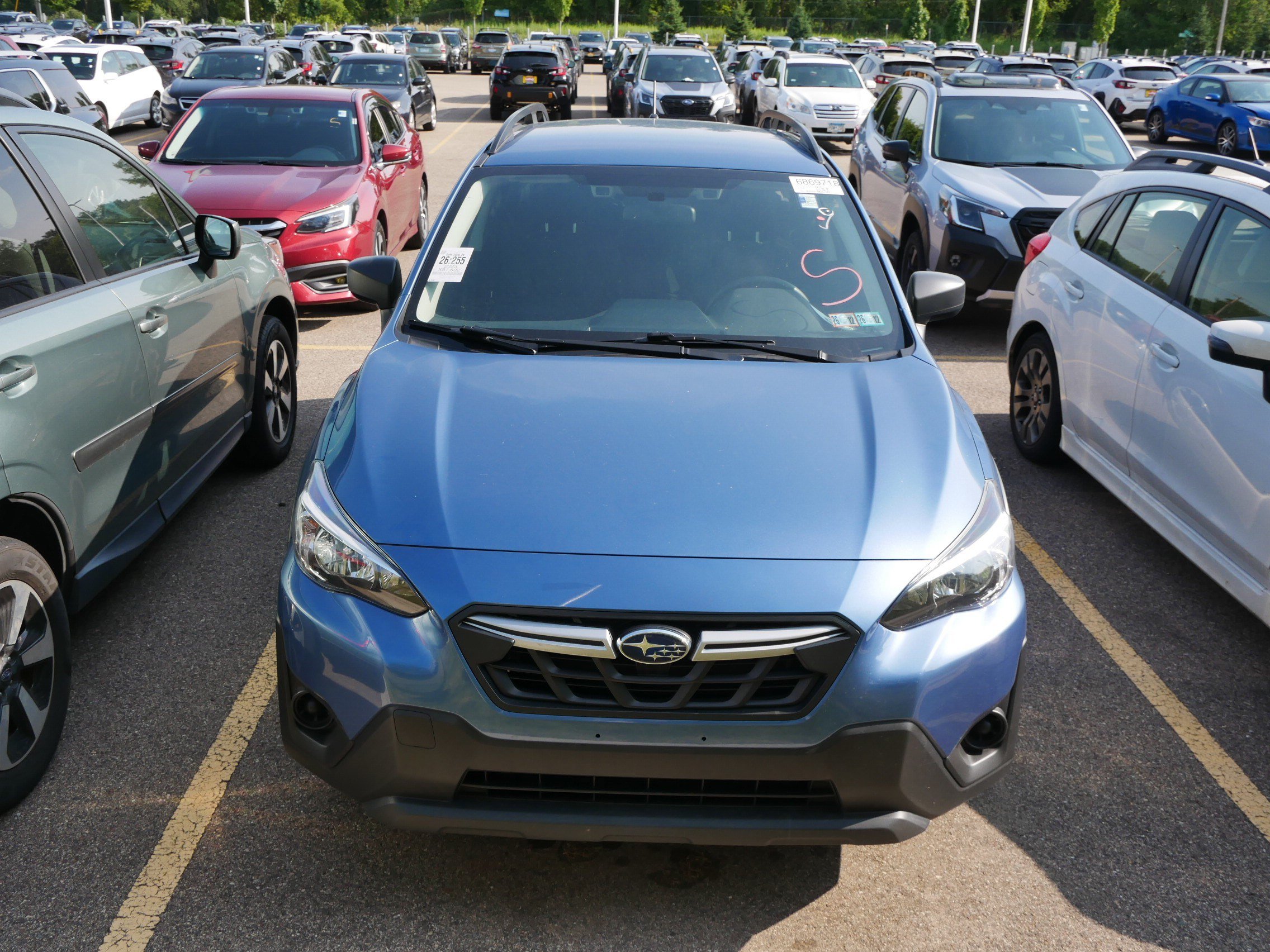 Used 2023 Subaru Crosstrek 2.0i AWD/4WD image 2