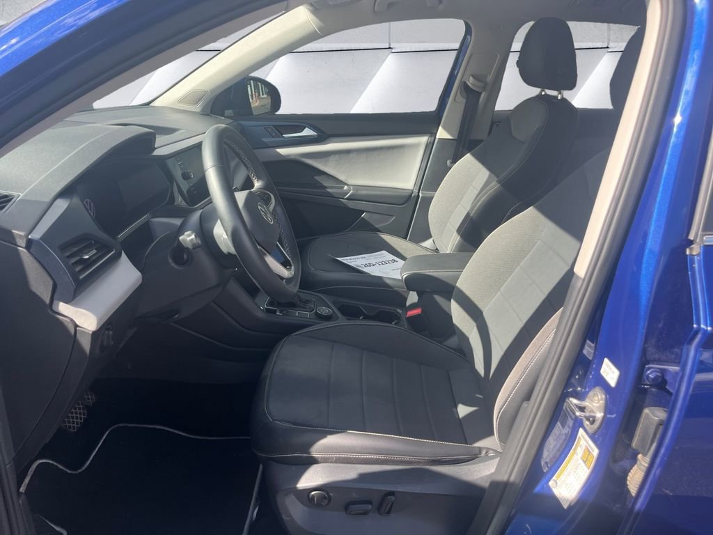Used 2022 Volkswagen Taos SE image 7