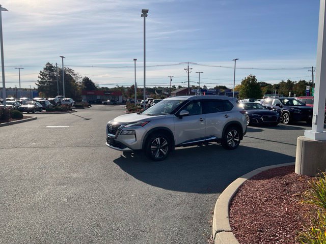 Used 2022 Nissan Rogue Platinum w/ Head-Up Display Package