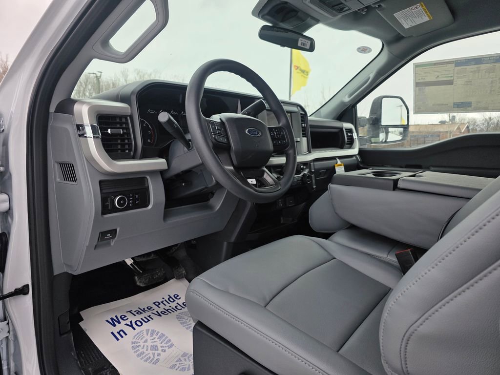 New 2026 Ford F350 XL w/ XL Chrome Package image 22