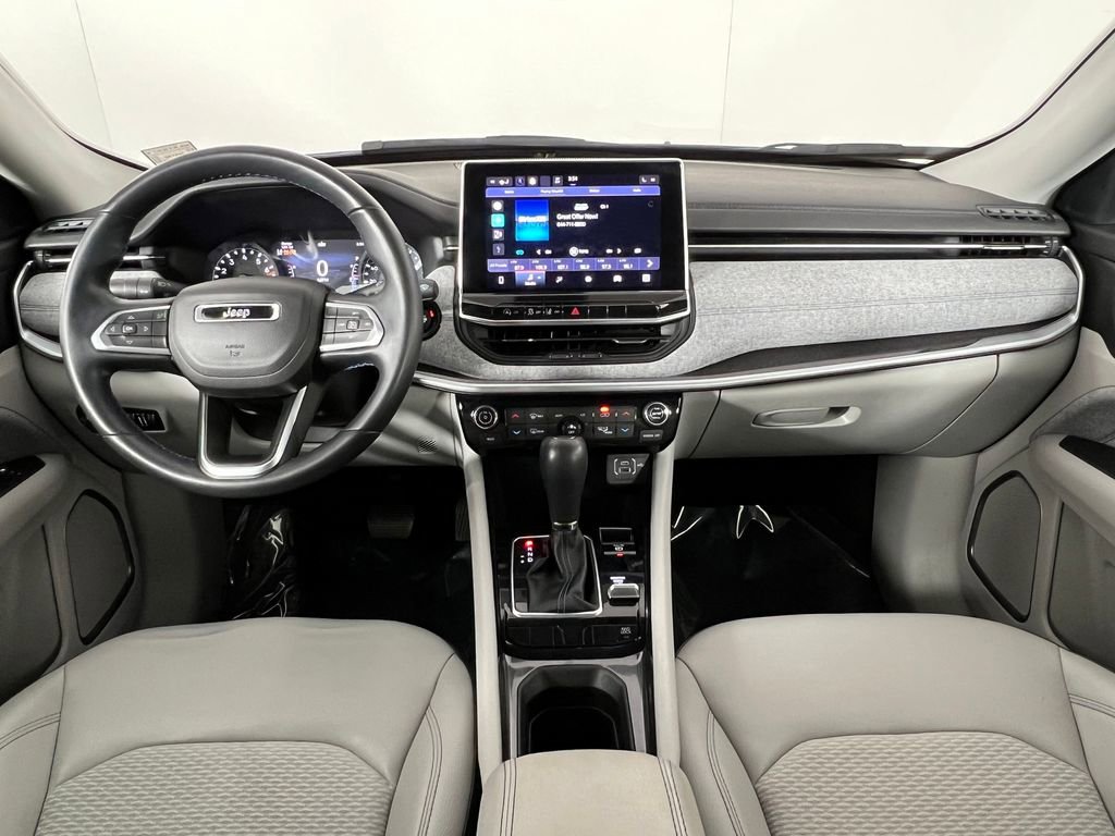 Used 2022 Jeep Compass Latitude w/ Convenience Group image 11