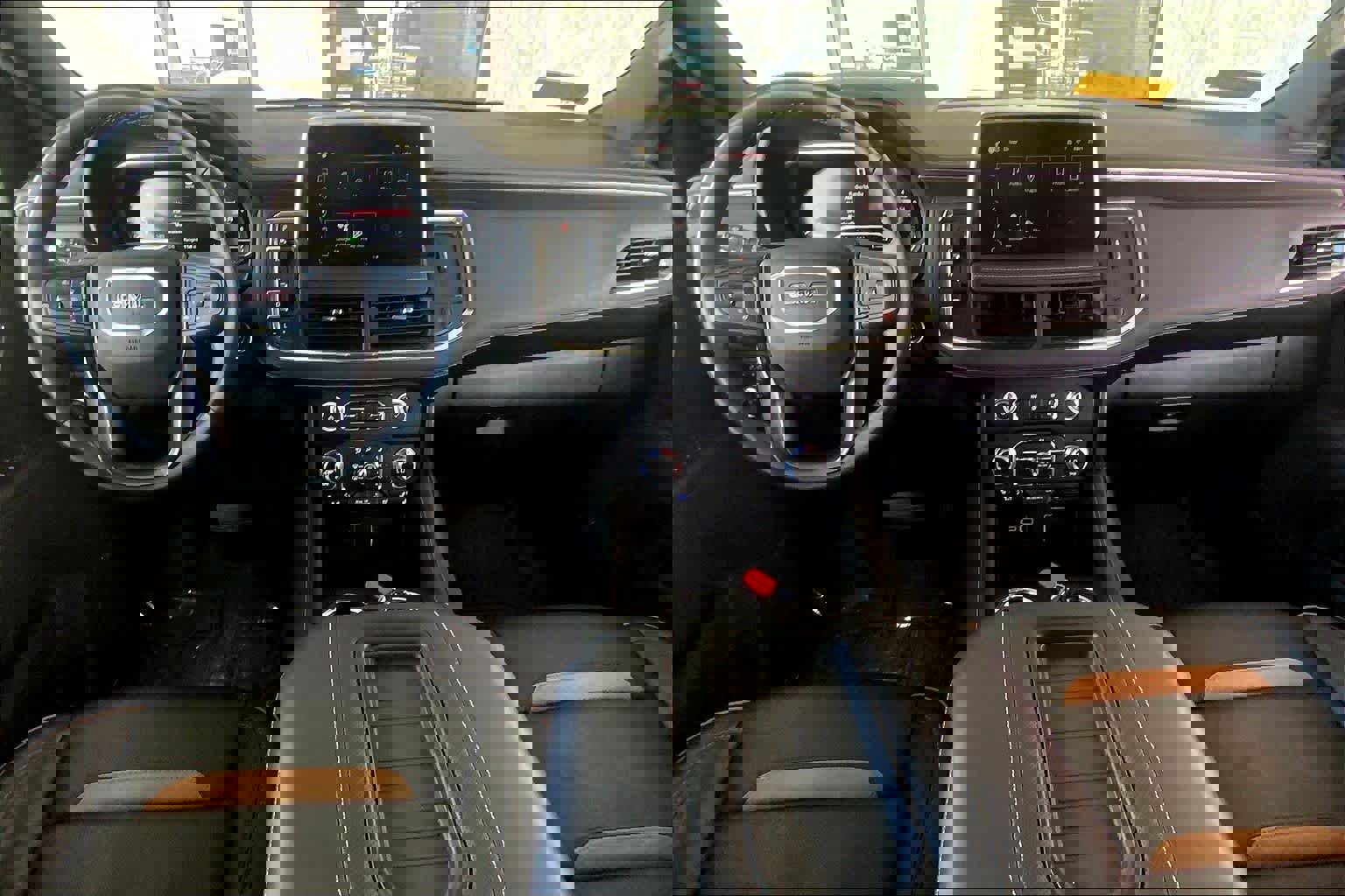 Used 2024 GMC Yukon AT4 w/ AT4 Premium Package image 15