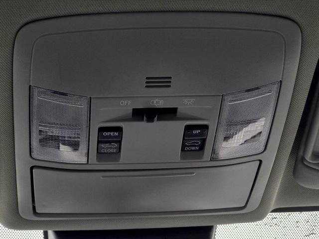 Used 2018 Toyota RAV4 XLE image 23