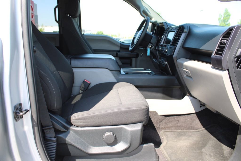 Used 2017 Ford F150 XL w/ Equipment Group 101A Mid AWD/4WD image 19