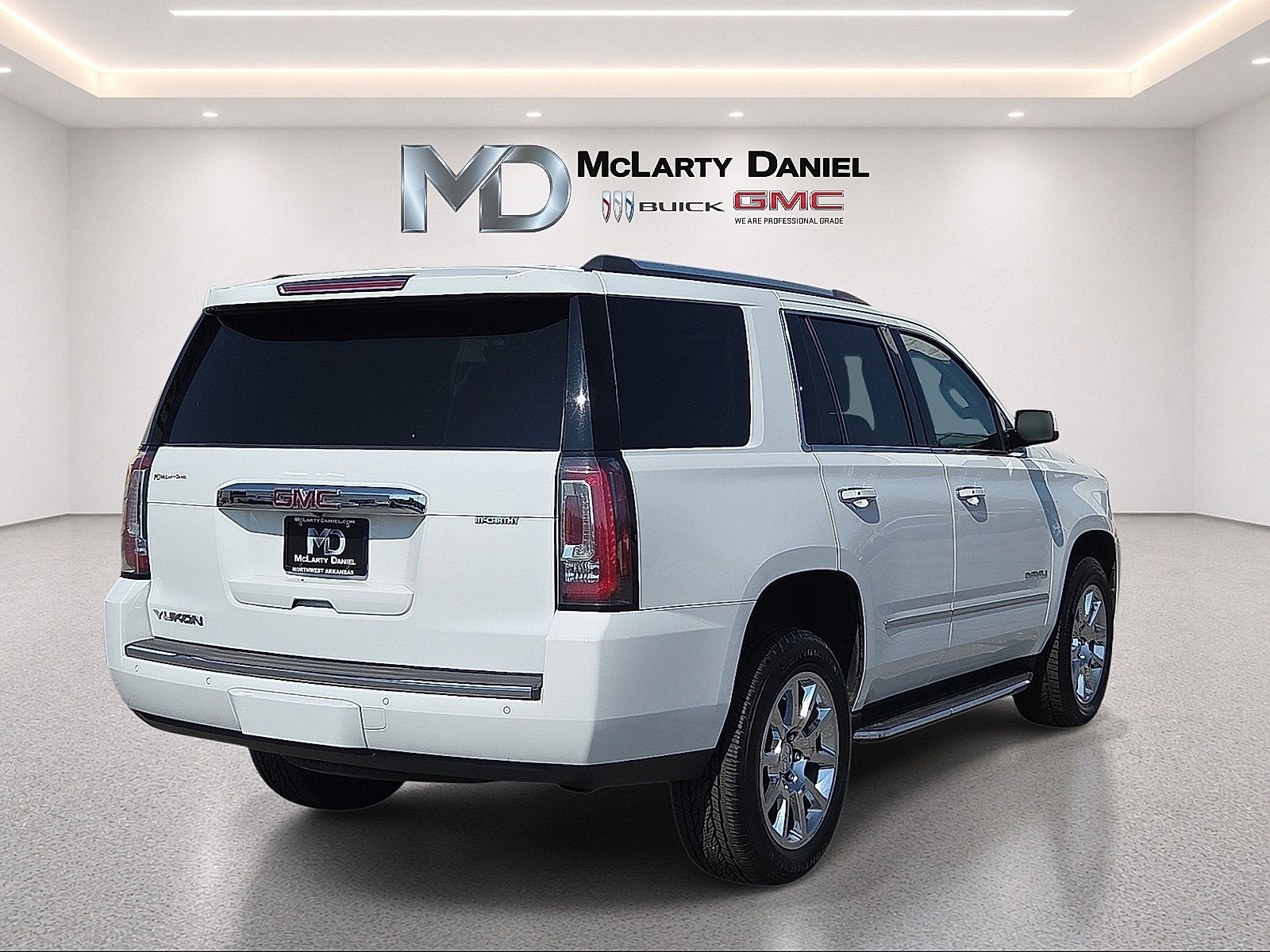 Certified 2017 GMC Yukon Denali AWD/4WD image 14