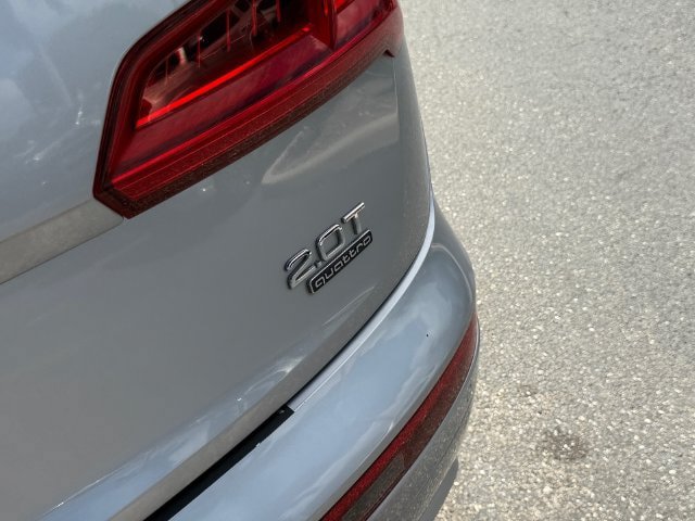 Used 2018 Audi Q5 2.0T Premium Plus w/ Premium Plus Package AWD/4WD image 16